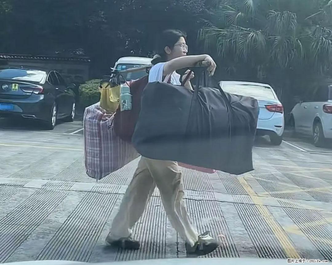 全网追的“扁担女孩”,找了一份暑假工,时薪12元 - 宁德生活资讯 - 宁德28生活网 nd.28life.com